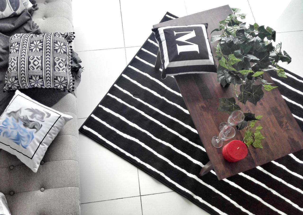 1Tebrau Premium Suites By 12Stay Johor Bahru Eksteriør billede