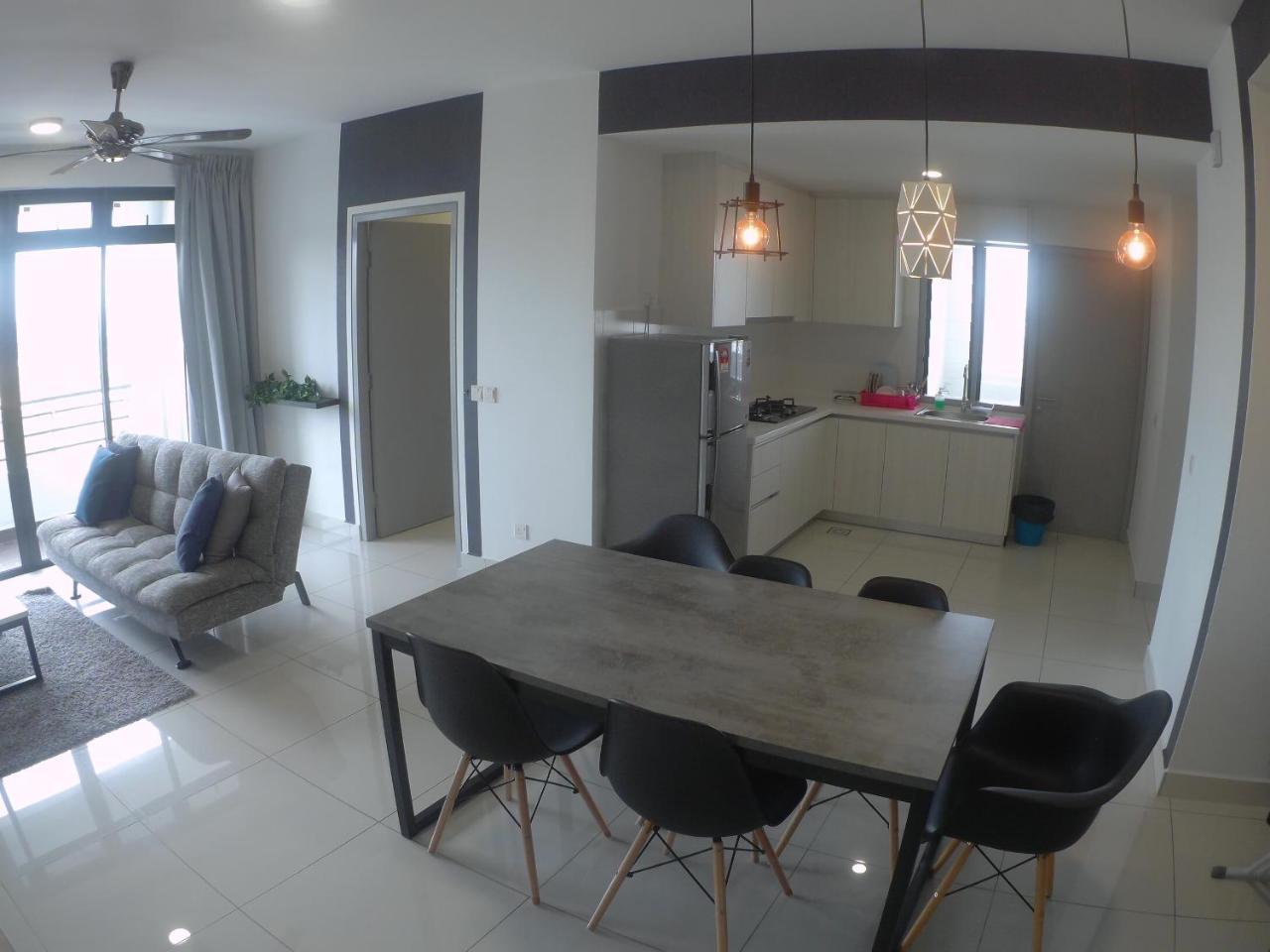 1Tebrau Premium Suites By 12Stay Johor Bahru Eksteriør billede